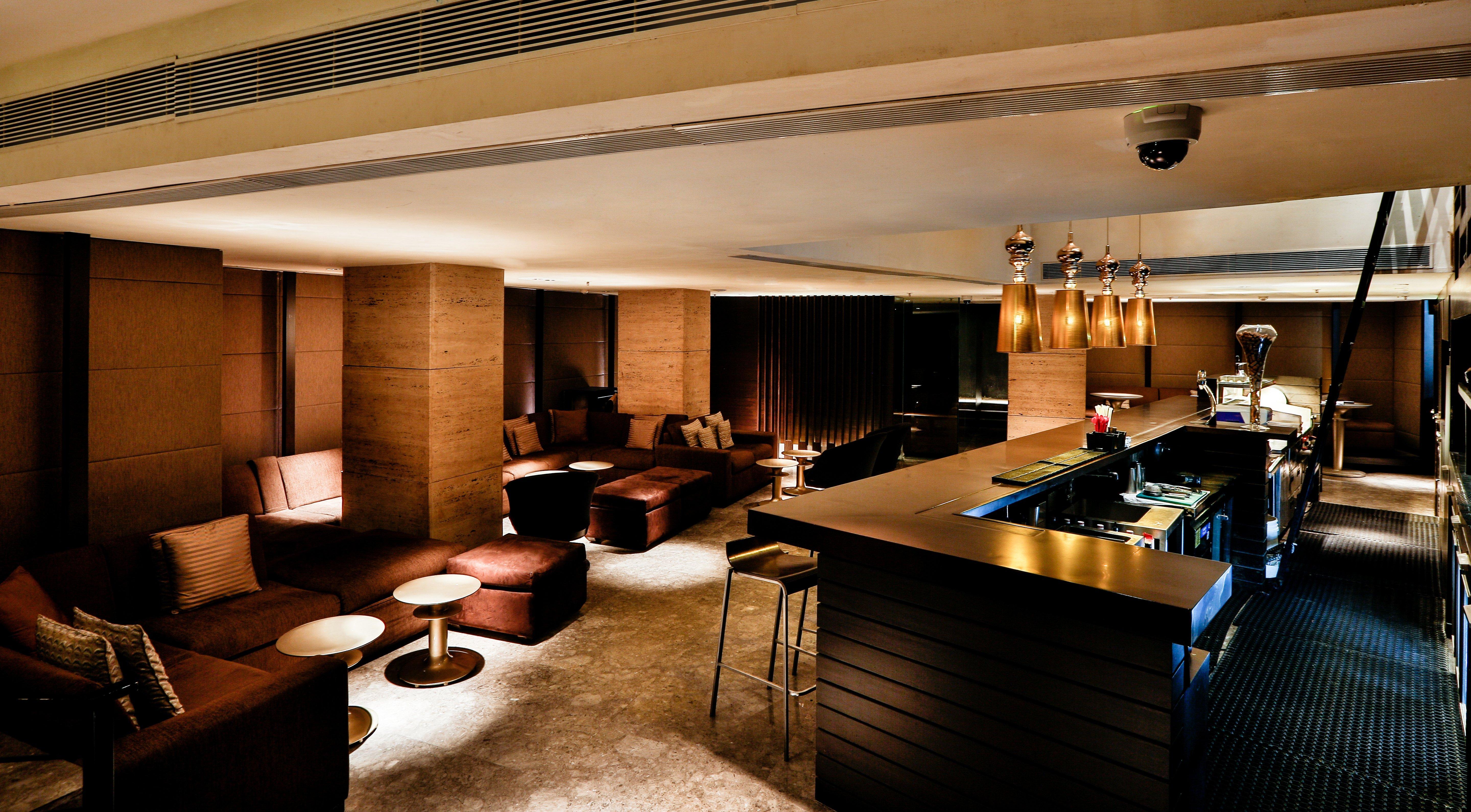 Crowne Plaza Chennai Adyar Park, An Ihg Hotel Ngoại thất bức ảnh The bar at the 101 bar