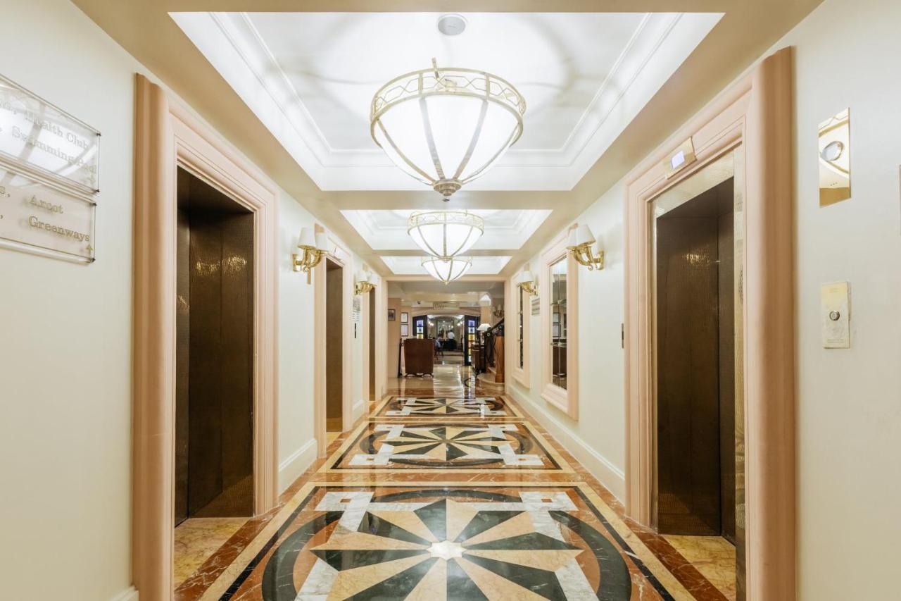 Crowne Plaza Chennai Adyar Park, An Ihg Hotel Ngoại thất bức ảnh The interior of the hotel